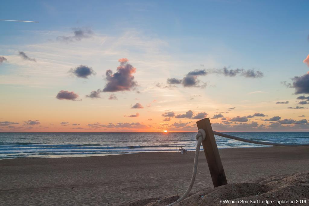 Wood'N Sea Surf Lodge - Auberge De Jeunesse 카브레톤 외부 사진